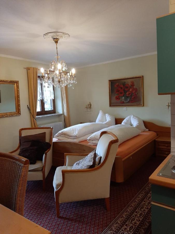 Gaestehaus Taubensee Hotel Oberwoessen Bagian luar foto